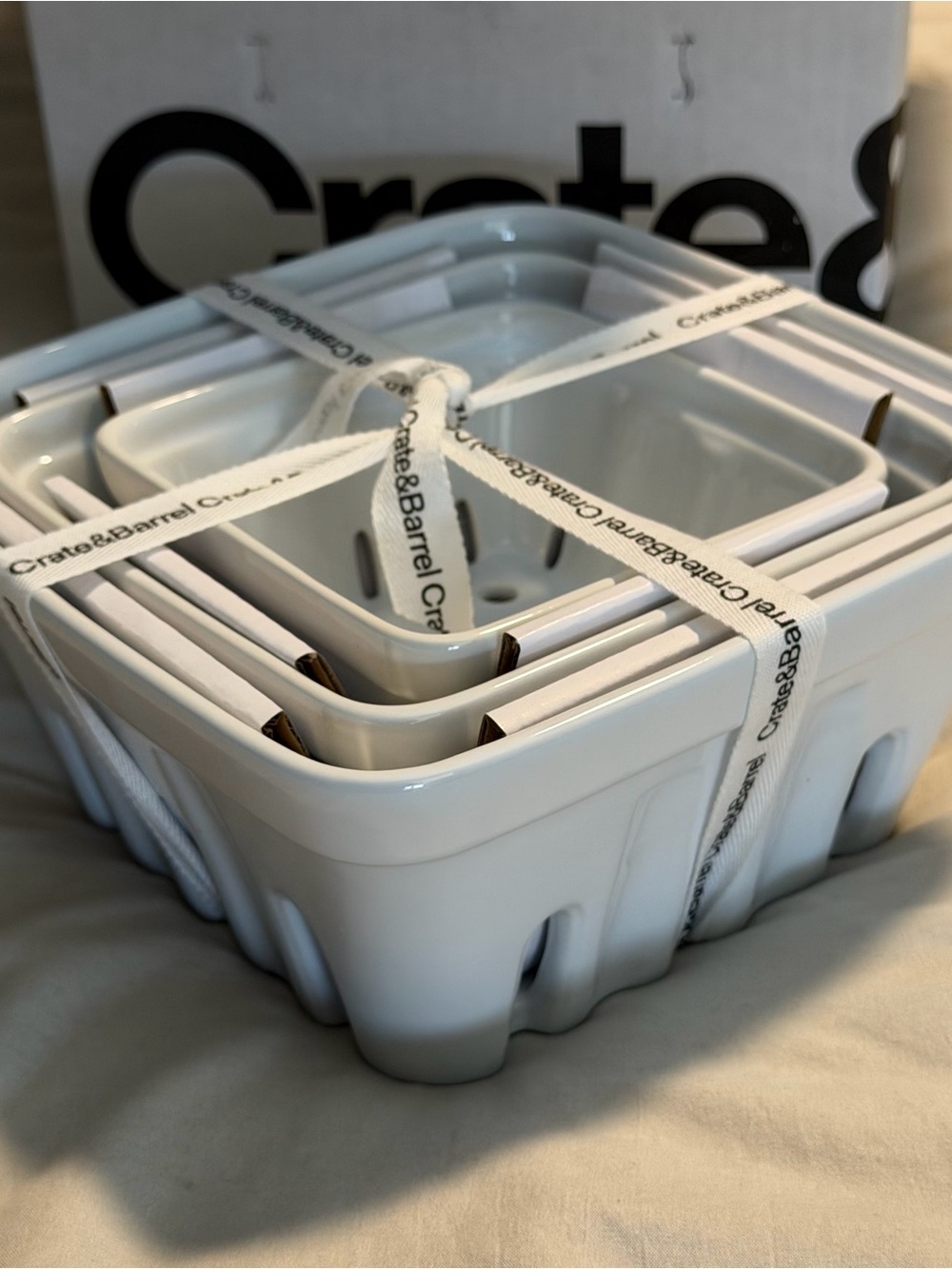 Crate & Barrel White Stoneware Berry Box Colanders Set of 3 New